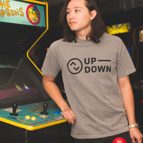 updown arcade bar classic tee in gray